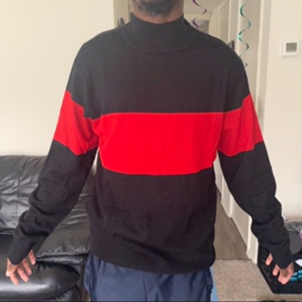 NWT mens Fashion Nova Turtle Neck